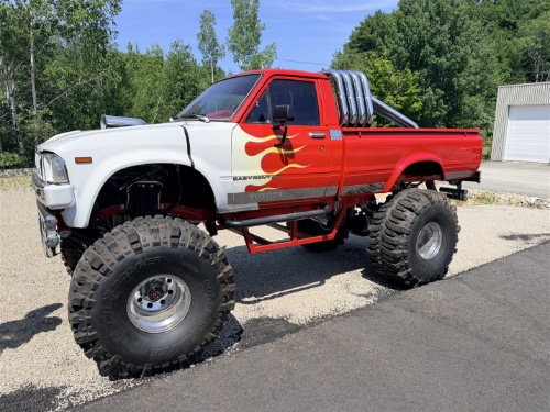 Over 1650 Diecast Collectible Cars & Trucks