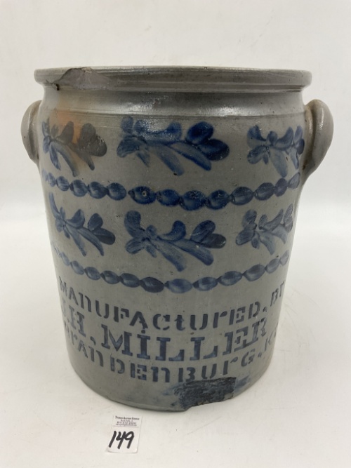 Gary Williams Stoneware Collection Auction
