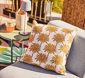 Dekokissen weiß mit gelben Palmen