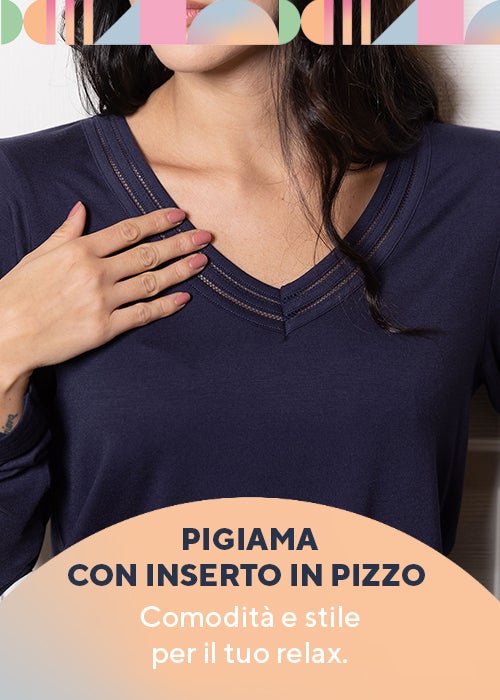Pigiama con inserto in pizzo - Comodità e stile per il tuo relax. 