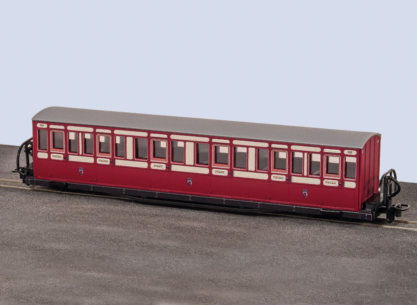 Image of Ffestiniog Railway Long 'Bowsider' Bogie Coach, Red & Cream, No. 20