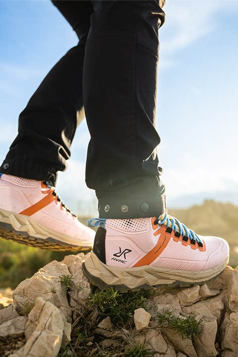 Phantom Trail Mid Waterproof Hiking Boots