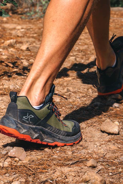 Phantom Trail Low Hiking Shoes
