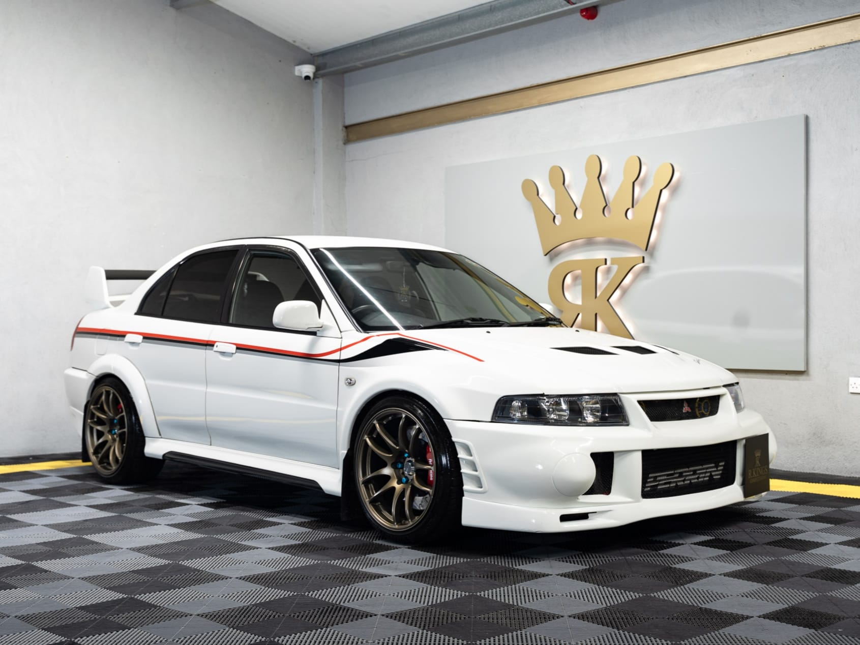 Image of 1999 Mitsubishi Evo VI