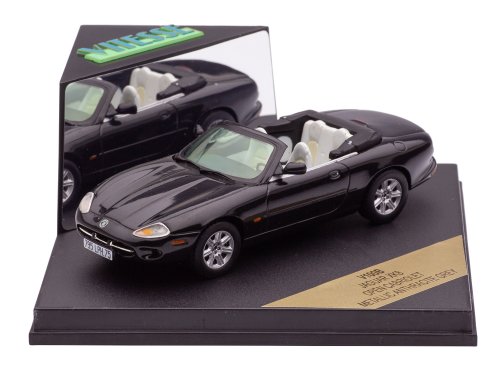 1/43 Jaguar XK8 Cabriolet