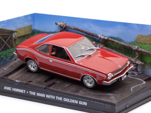 1/43 AMC Hornet из фильма Джеймс Бонд Агент 007 - Человек с золотым пистолетом 1974