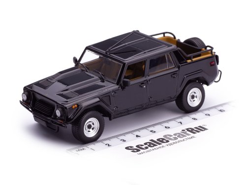 1/43 Lamborghini LM002 1986