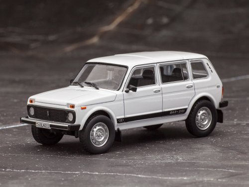 1/43 ВАЗ-2131 Нива 5 дв.