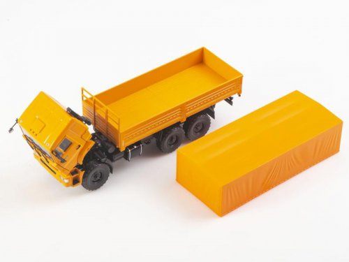 Модель в масштабе 1/43 КАМАЗ-43118 рестайлинг, бортовой с тентом