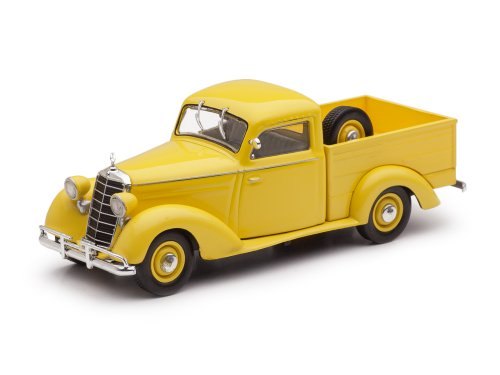 Модель в масштабе 1/43 Mercedes-Benz 170D Пикап 1954 W136