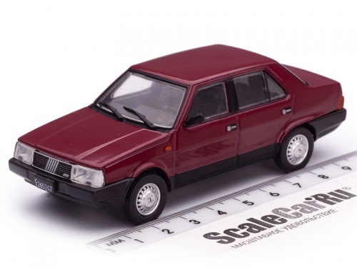 Модель в масштабе 1/43 FIAT Regata 1985