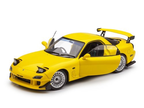 Модель в масштабе 1/18 Mazda RX-7 Type RS (FD35) 1994
