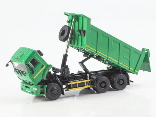 Модель в масштабе 1/43 КАМАЗ-6520 Рестайлинг