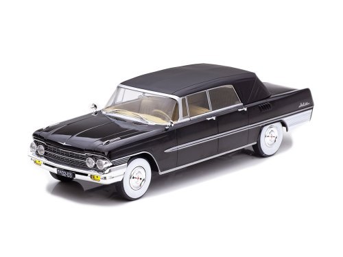 Модель в масштабе 1/24 ЗИЛ-111Д