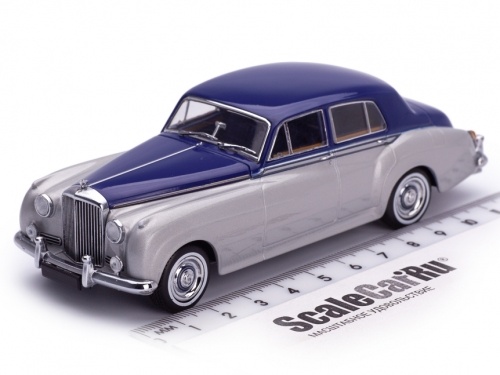 Модель в масштабе 1/43 Bentley S2 1960