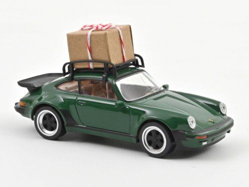 Модель в масштабе 1/43 Porsche 911 Turbo (Рождественский подарок на крыше) 1978