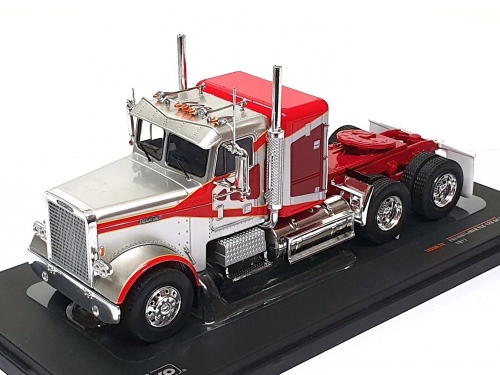 1/43 Freightliner FLC 120 64 T 1977