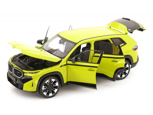 1/18 BMW XM 2023 G09