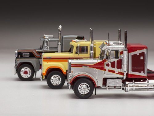1/43 Короли американских дорог 80-х: International Transtar 4300 (1980) + Freightliner FLC 120 64 T (1977) + Ford LTL 9000 (1978)