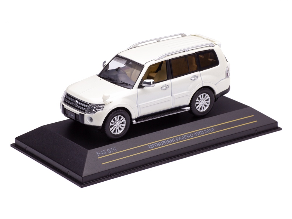 1/43 Mitsubishi Pajero 4Wd 2010