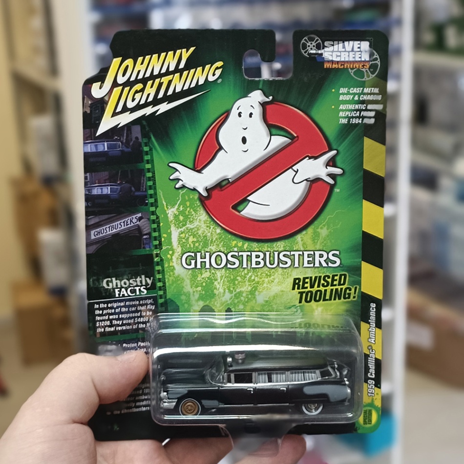 Cadillac Ambulance 1959 (pre)ECTO-1 в масштабе 1:64 по суперцене дня!