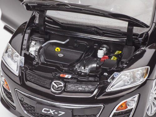 Модель 1/18 Mazda CX-7 2011 от Paudi Models