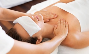 Séances de soins pour le visage et le cou Séances de soins pour le visage et le cou