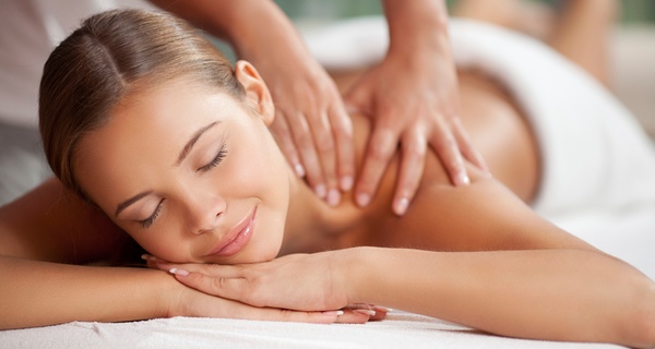 Soulagez le stress et les tensions avec Nam Chai massage