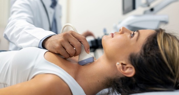 Traitement de lifting HIFU 22D,zone au choix chez Laser Skin Perfection à Koekelberg (jusqu'à 50%  de réduction)