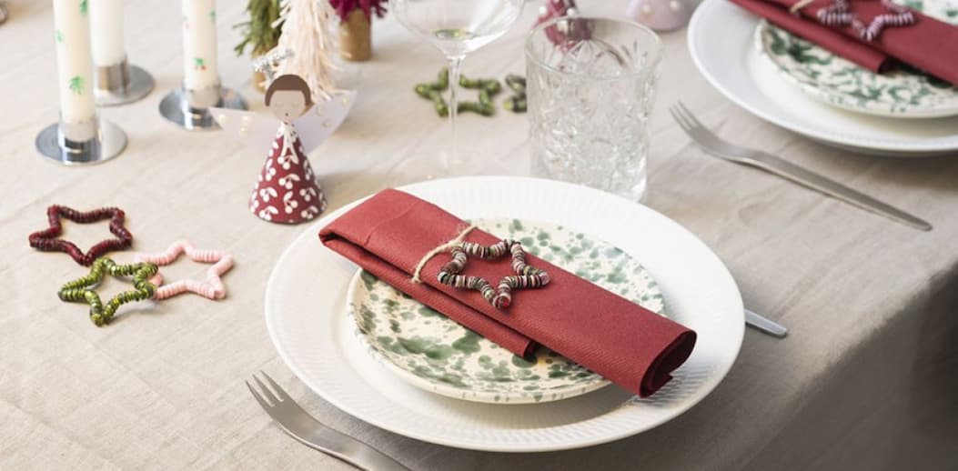 Christmas table setting