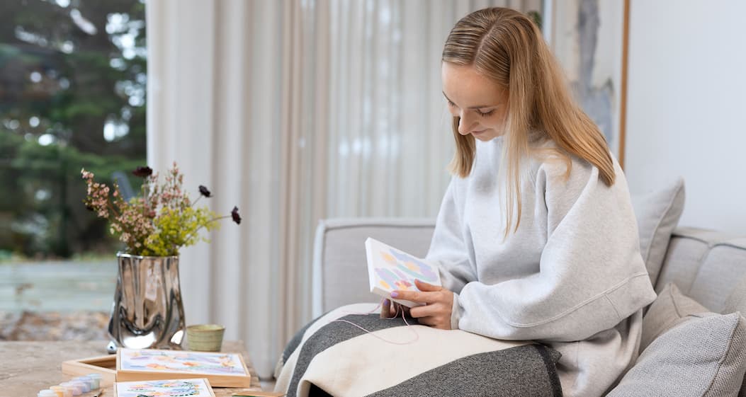 Can creativity reduce stress and promote happiness?