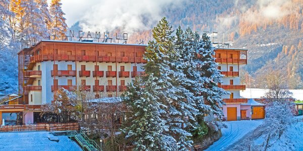 Zimní Val di Sole: 3* hotel s polopenzí i bazénem