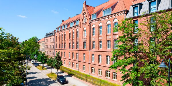 Luxusní hotel v Gdaňsku: snídaně, polopenze i sauna