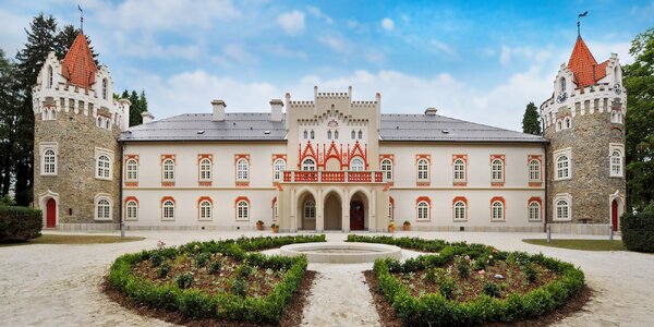 Pohádka v Chateau Herálec: snídaně, wellness i menu