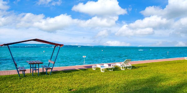 Bungalovy u Balatonu: pláž, wellness, animace