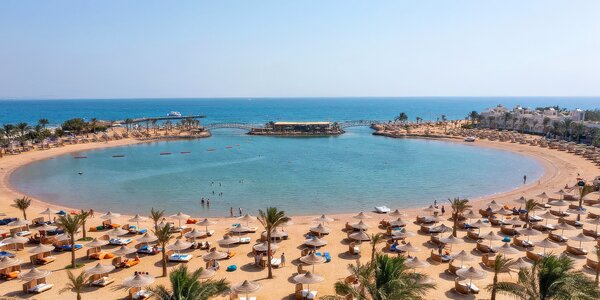 First minute léto 2025 – Hurghada letecky: 5* hotel s aquaparkem a all inclusive