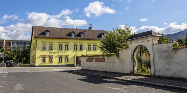 Jizerské hory: pěkný penzion s wellness i jídlem