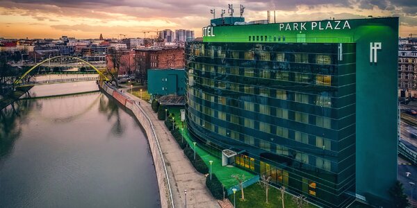 Pobyt u centra Vratislavi na břehu Odry se snídaní