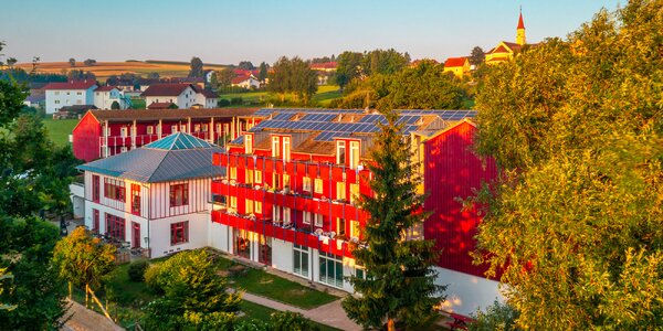 Německá Šumava: rodinný hotel s all inclusive i jízdárnou