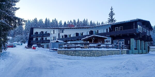 Hotel u přehrady v Horní Bečvě se zahradou a snídaní