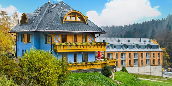 Janské Lázně: hotel u lanovky, snídaně či polopenze