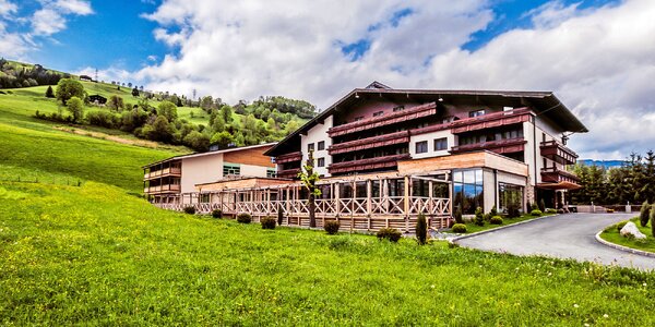 Rakouské Alpy: krásný hotel s all inclusive i wellness