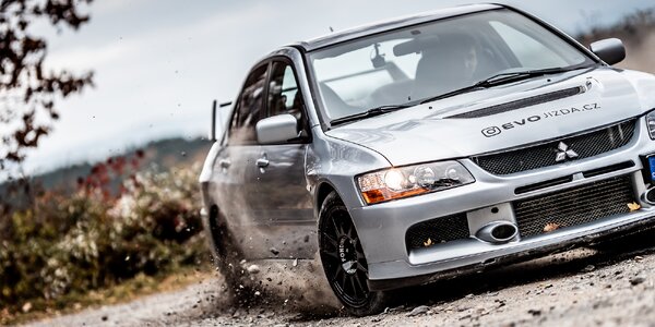 Rally jízda: Mitsubishi Lancer EVO IX na 15–60 min.