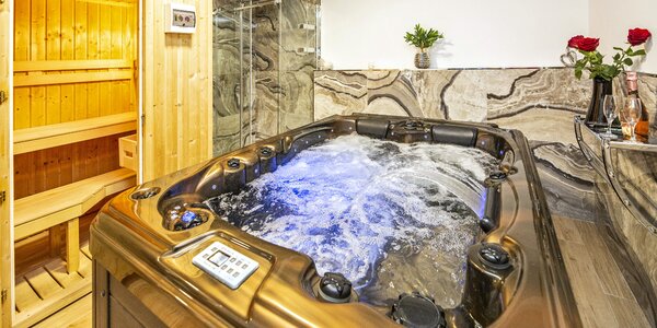 Harrachov: apartmán s vlastní vířivkou i saunou, jídlo