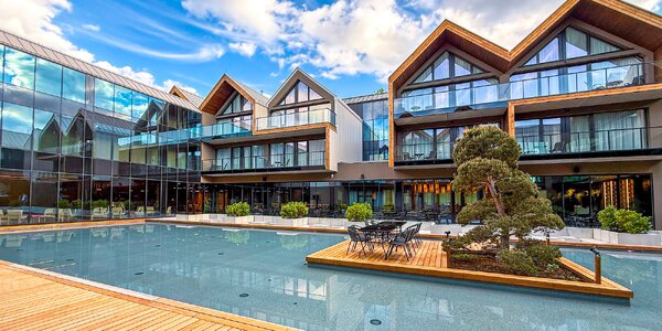 5* wellness hotel a krásné vilky v polských Krkonoších