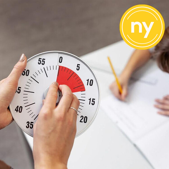 Stor konsentrasjonstimer med magnet