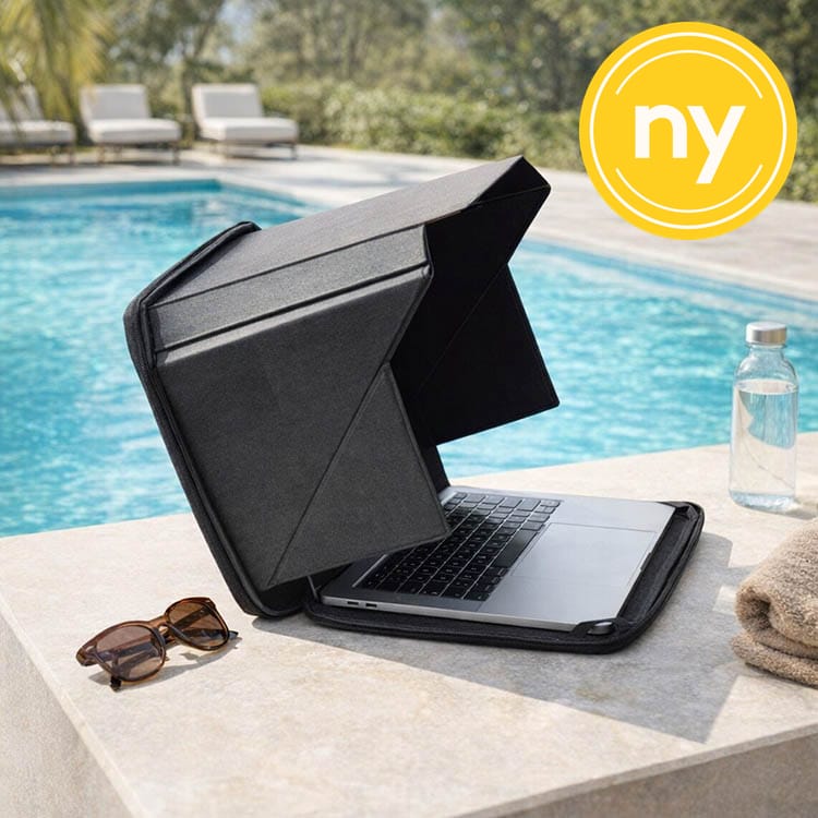 Solbeskyttelse og etui til laptop