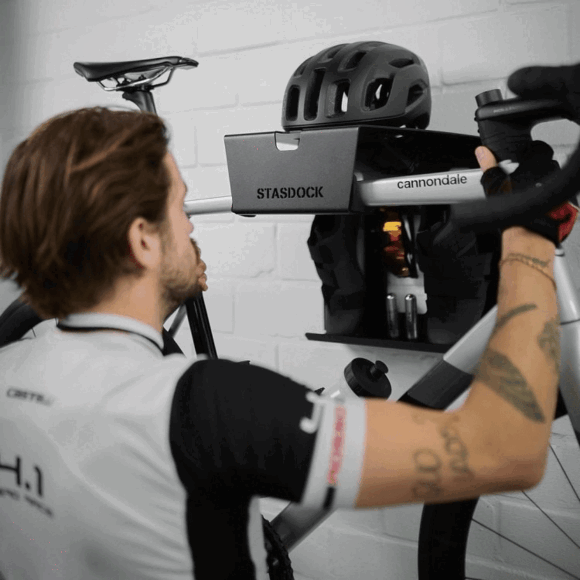 V&auml;ggmonterad cykelh&aring;llare Stasdock