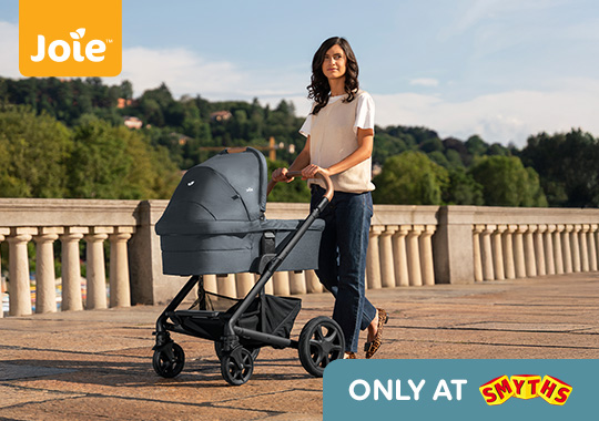 Joie Chrome DLX Trio 3-in-1 Travel System Bundle with i-Snug 2 Car Seat and ISOFix Base Moonlight