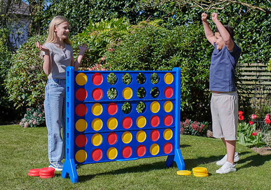 Giant 4 in a Row Game